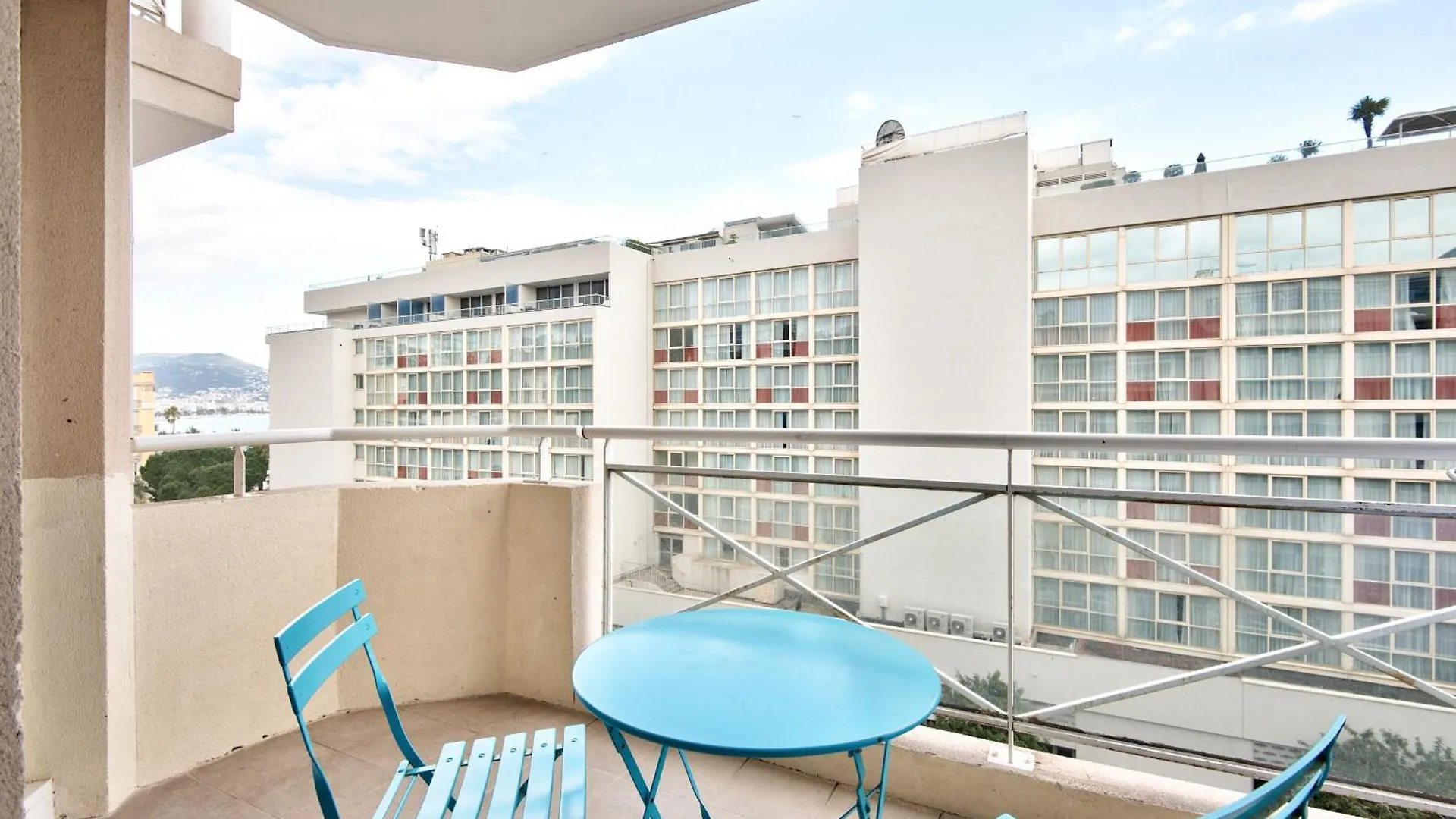 2P Balcon Vue Mer Yourhosthelper 2 Mins De La Mer Nizza